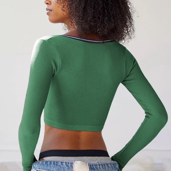 Urban Outfitters Out From Under Go For Gold Seamless Long Sleeve Cropped Top - Picture 4 of 16